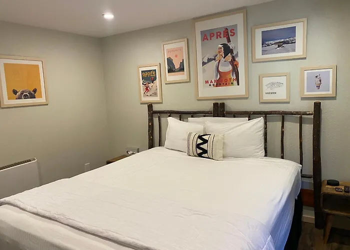 Cinnamon Bear Inn